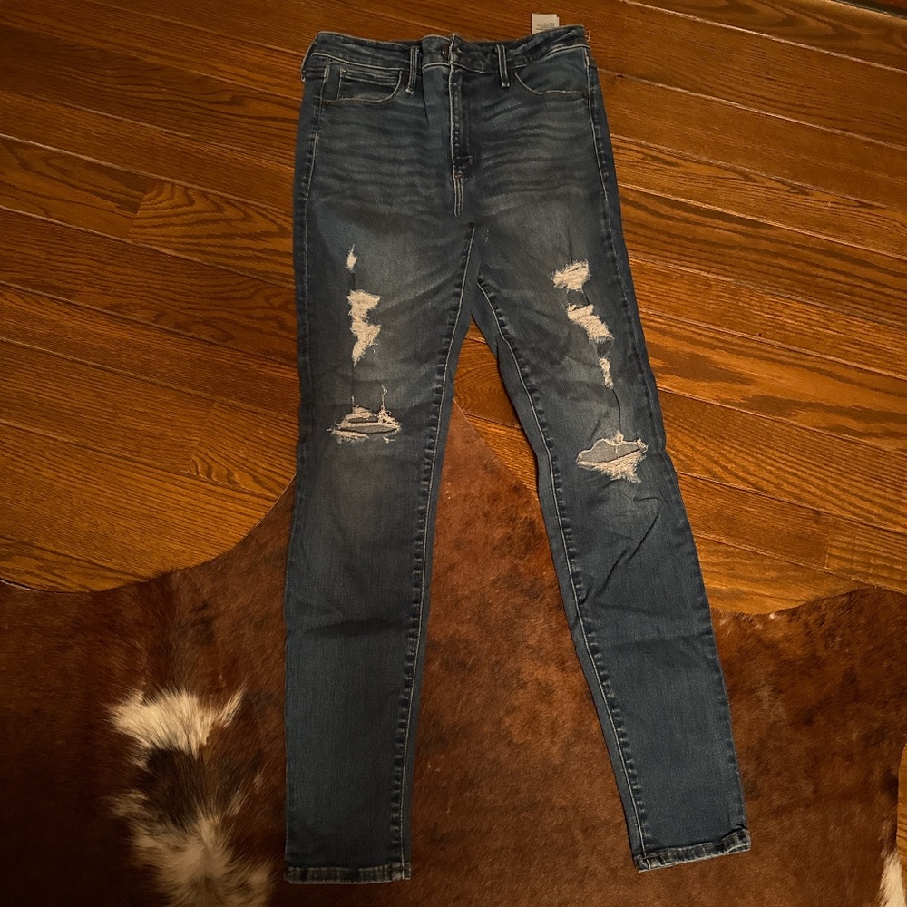 Abercrombie women’s skinny jeans